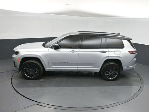 Used 2023 Jeep Grand Cherokee L Summit AWD/4WD image 38