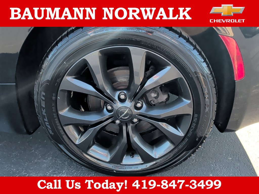 Used 2018 Chrysler Pacifica Touring-L w/ Advanced Safetytec Group FWD image 12