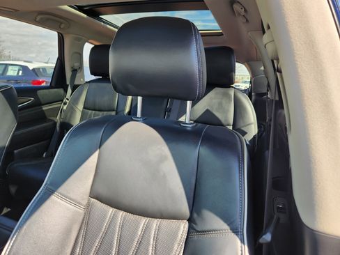 Used 2019 INFINITI QX60 Luxe w/ Sensory Package image 11