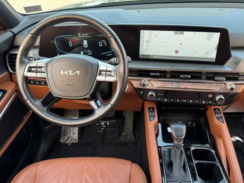Used 2025 Kia Telluride AWD image 4