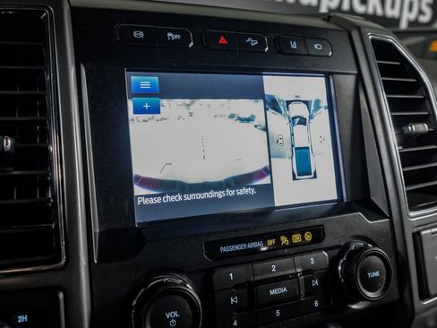 Used 2022 Ford F350 XLT w/ XLT Premium Package image 21