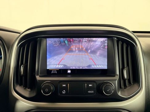 Used 2019 Chevrolet Colorado LT image 19