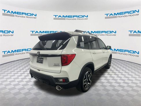 Used 2023 Honda Passport Elite image 5