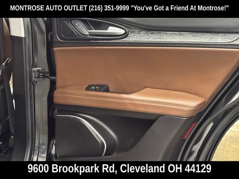 Used 2019 Alfa Romeo Stelvio AWD image 49