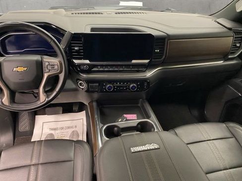 Used 2024 Chevrolet Silverado 2500 High Country w/ High Country Premium Package image 11