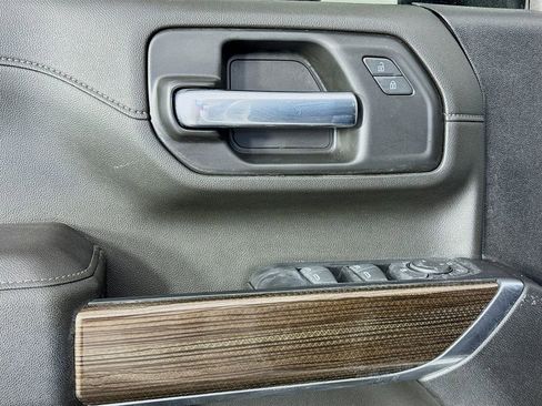 Used 2023 Chevrolet Silverado 2500 LT w/ Convenience Package image 15