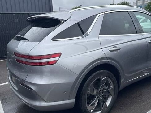 Used 2023 Genesis Electrified GV70 AWD/4WD image 5