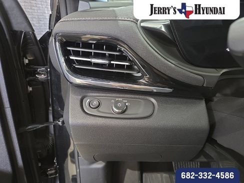 Used 2024 Buick Envista Avenir FWD image 13