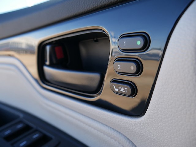 New 2026 Honda Odyssey Touring image 16