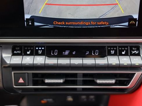 New 2026 Toyota Camry Hybrid FWD image 20