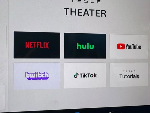 Used 2023 Tesla Model 3 Standard Range image 20