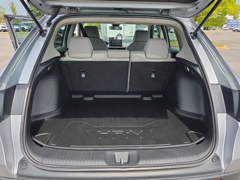 Used 2025 Honda HR-V LX image 51