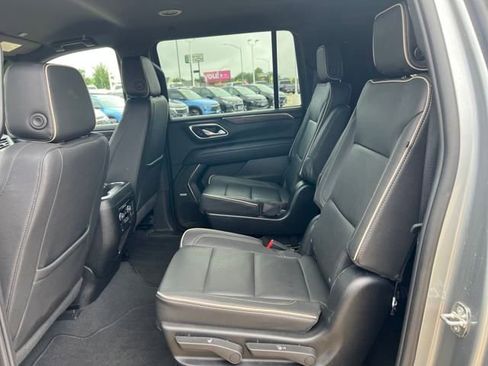 Certified 2023 Chevrolet Suburban Premier image 16