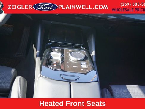Used 2024 BMW 530i xDrive w/ Premium Package AWD/4WD image 17