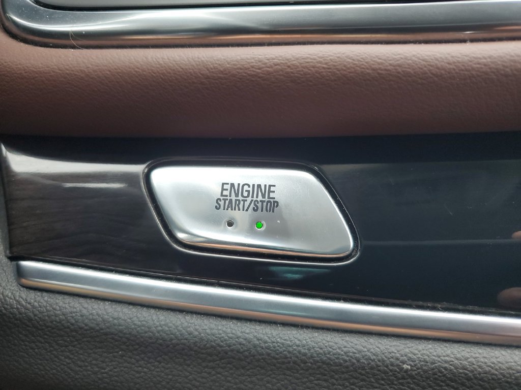 Used 2020 Buick Enclave Avenir w/ Avenir Technology Package FWD image 22