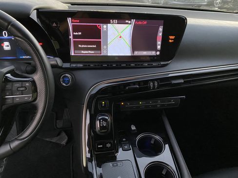 Used 2022 Toyota Mirai XLE w/ Advanced Technology Package image 12