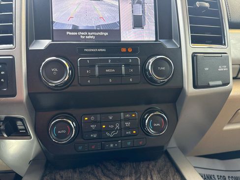 Used 2019 Ford F250 Lariat w/ Lariat Ultimate Package AWD/4WD image 43