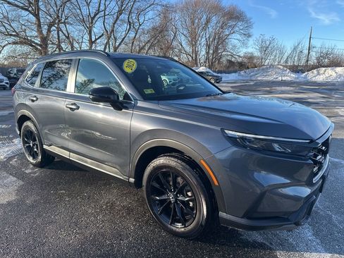 Used 2025 Honda CR-V Sport image 3