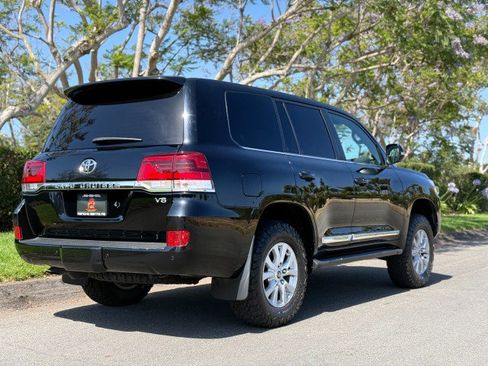 Used 2018 Toyota Land Cruiser w/ Carpet Mat Package AWD/4WD image 7