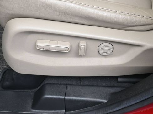 Used 2024 Honda Odyssey EX-L image 12