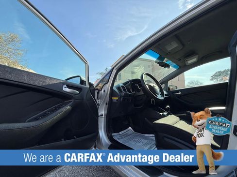 Used 2017 Kia Forte LX image 30