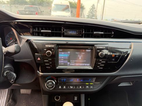 Used 2015 Toyota Corolla S FWD image 10