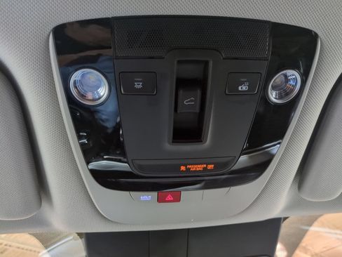 Used 2024 Kia Sorento EX w/ Panoramic Sunroof Package FWD image 28