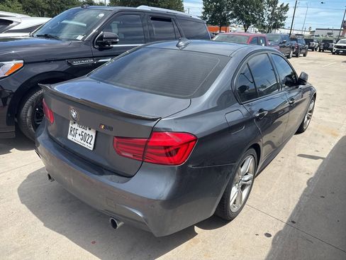 Used 2017 BMW 340i Sedan RWD image 3