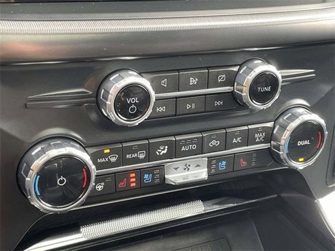 Used 2022 Ford F150 Platinum w/ Equipment Group 701A High image 21