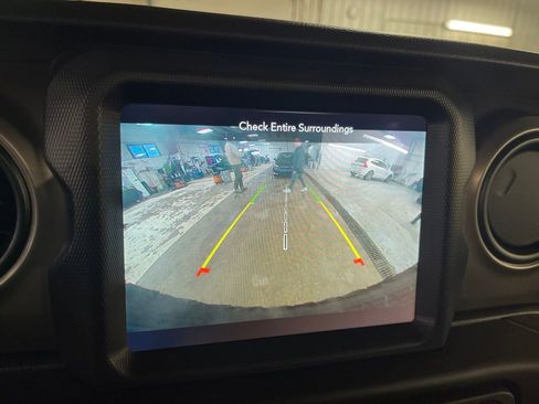 Certified 2021 Jeep Wrangler Unlimited Sport image 21