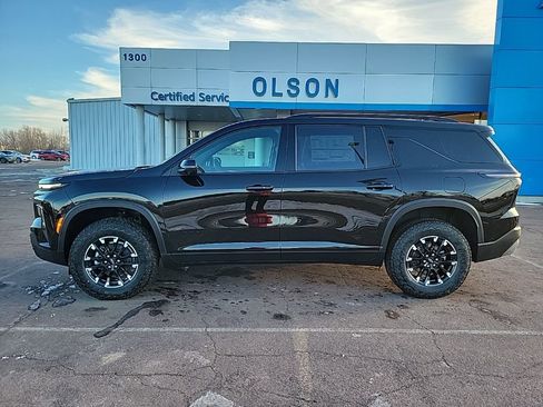 New 2026 Chevrolet Traverse Z71 w/ Driver Confidence Package image 2