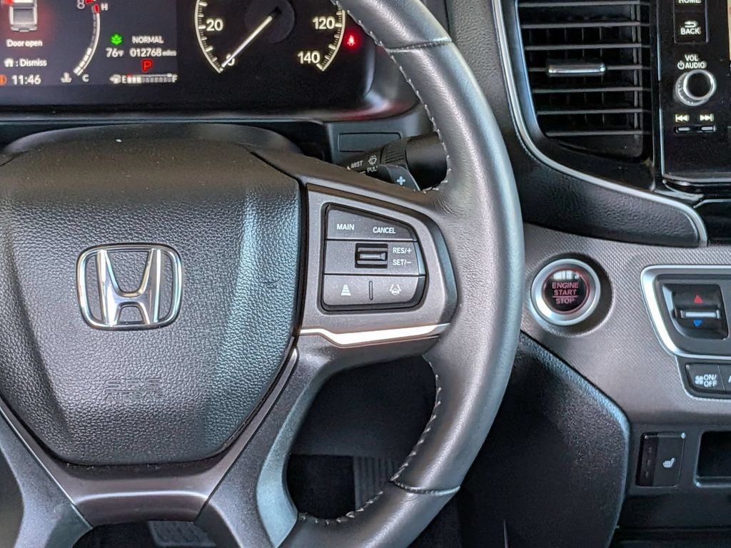 Used 2025 Honda Ridgeline RTL image 18