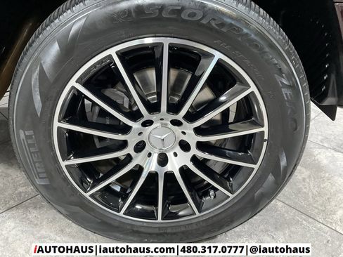 Used 2022 Mercedes-Benz G 550 G 550 w/ Exclusive Interior Package image 40