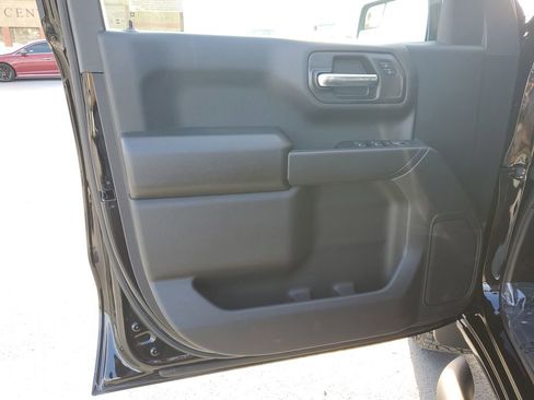 New 2026 Chevrolet Silverado 1500 Custom Trail Boss w/ LPO, Dark Essentials Package image 19