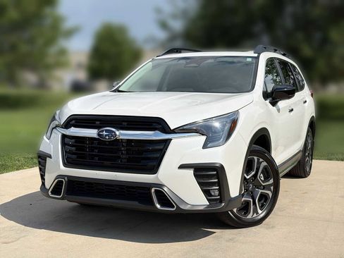 Used 2024 Subaru Ascent Touring w/ Popular Package #2 AWD/4WD image 1