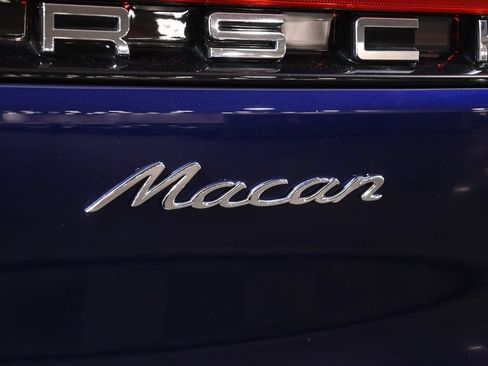 Used 2026 Porsche Macan AWD/4WD image 44
