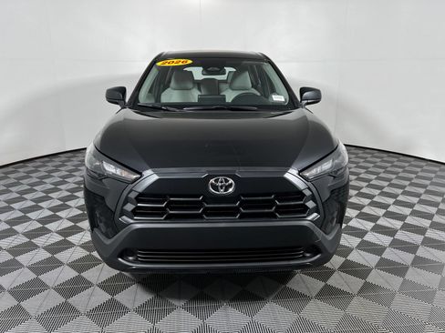 Used 2026 Toyota Corolla Cross L FWD image 2