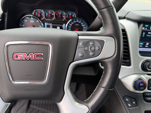 Used 2020 GMC Yukon SLT w/ Premium Edition AWD/4WD image 24