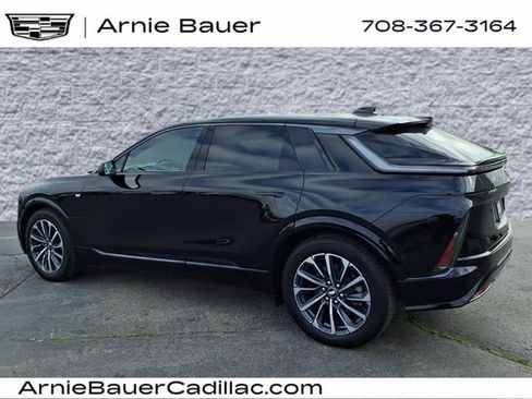 Used 2024 Cadillac Lyriq Sport AWD/4WD image 8