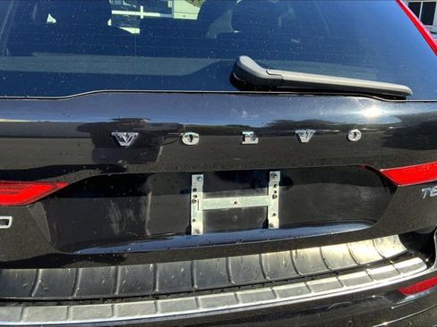 Used 2021 Volvo XC60 T6 R-Design image 31