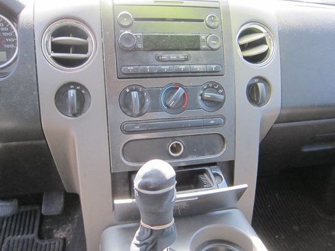 Used 2004 Ford F150 FX4 image 16