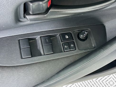 Used 2025 Toyota Corolla LE image 15