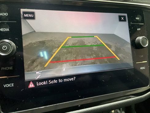 Used 2019 Volkswagen Tiguan SEL image 8