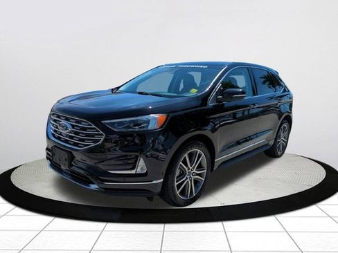 Used 2019 Ford Edge Titanium w/ Equipment Group 301A AWD/4WD image 7