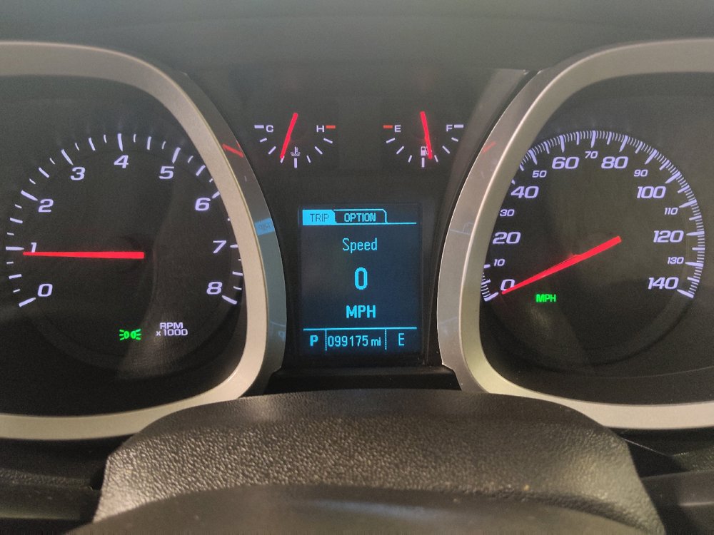 Used 2017 Chevrolet Equinox LS FWD image 23