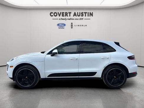 Used 2018 Porsche Macan Sport Edition AWD/4WD image 2