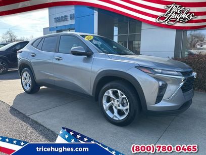 Used 2024 Chevrolet Trax LS w/ LS Convenience Package