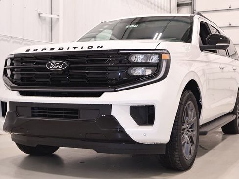 New 2026 Ford Expedition Max Platinum AWD/4WD image 5