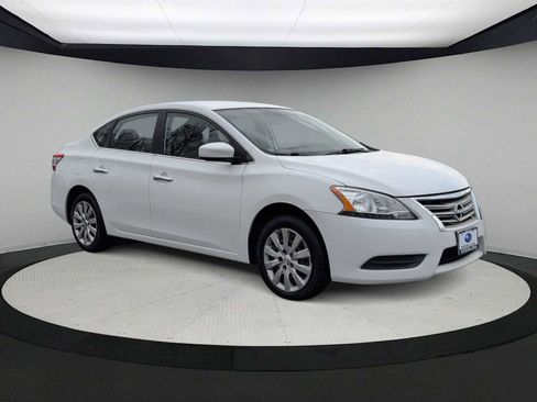 Used 2015 Nissan Sentra S image 2