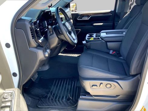 Used 2025 GMC Sierra 1500 Elevation RWD image 8